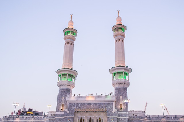 Minarets de la mosquée Al Haram sacrée à La Mecque Makkah en Arabie saoudite
