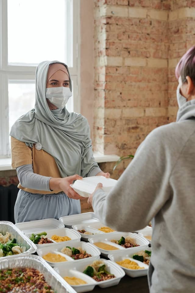 Faire preuve de générosité pendant ramadan